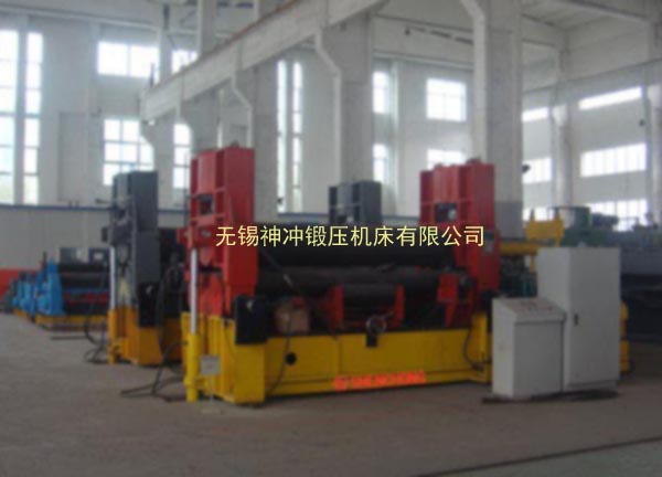 SW11SNC 30毫米 2.5米上輥萬能三輥卷板機.jpg SW11SNC-30x2500上輥萬能式三輥卷板機.jpg