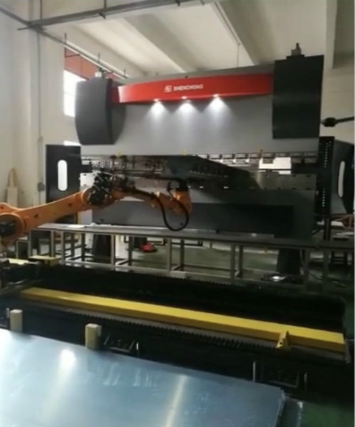 無(wú)錫神沖機(jī)器折彎?rùn)C(jī).jpg 無(wú)錫神沖機(jī)器折彎?rùn)C(jī).jpg